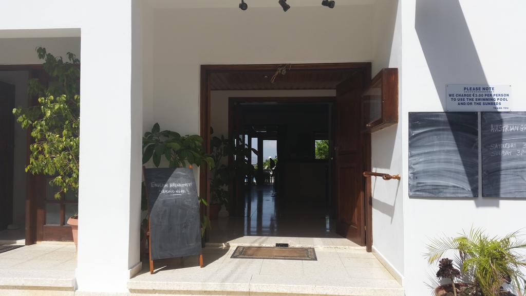 Pissouriana Hotel Apartments Dış mekan fotoğraf