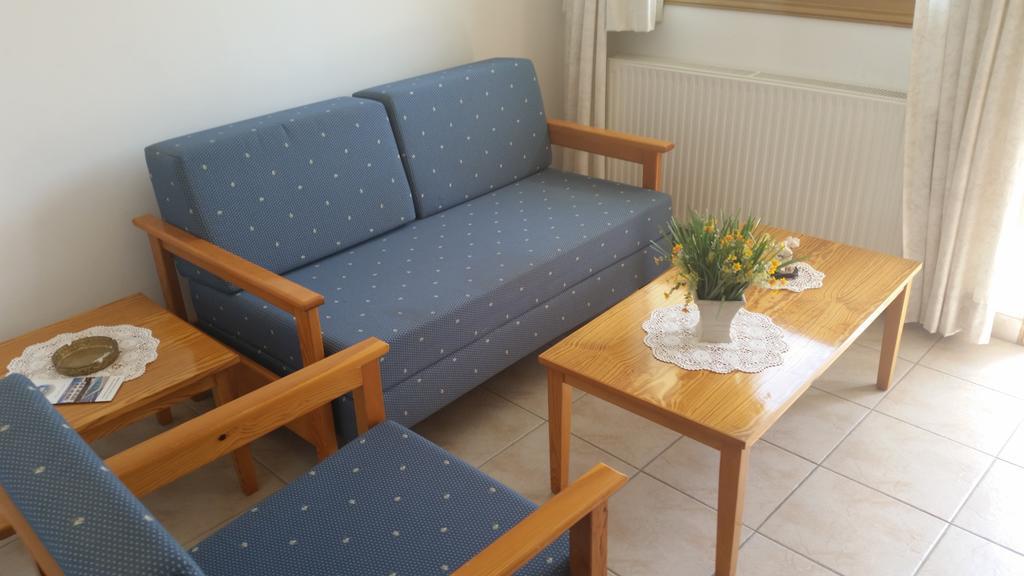 Pissouriana Hotel Apartments Dış mekan fotoğraf