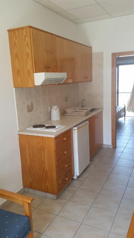 Pissouriana Hotel Apartments Dış mekan fotoğraf