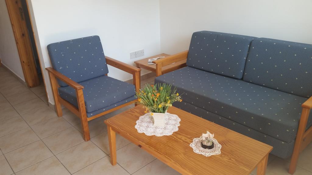 Pissouriana Hotel Apartments Dış mekan fotoğraf